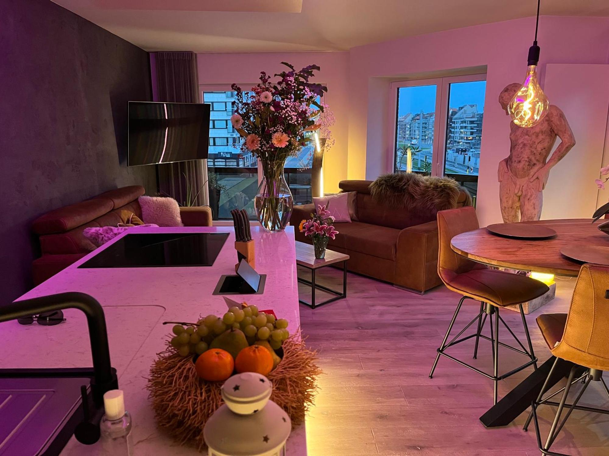 Luxueus Nieuw Zonnig Hoekappartement Seaview Heldenplein - Ruime Garagebox - 2 Fietsen